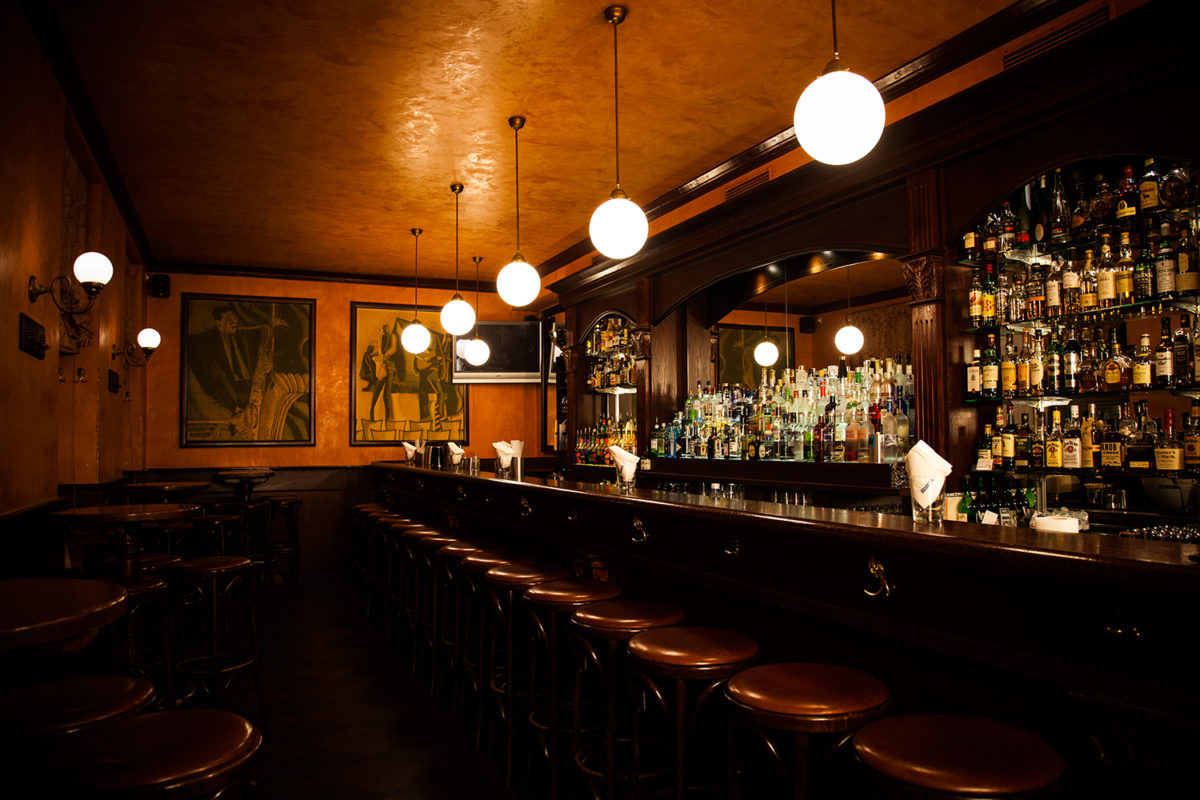 Cocktailbar in Düsseldorf: Bar Alexander