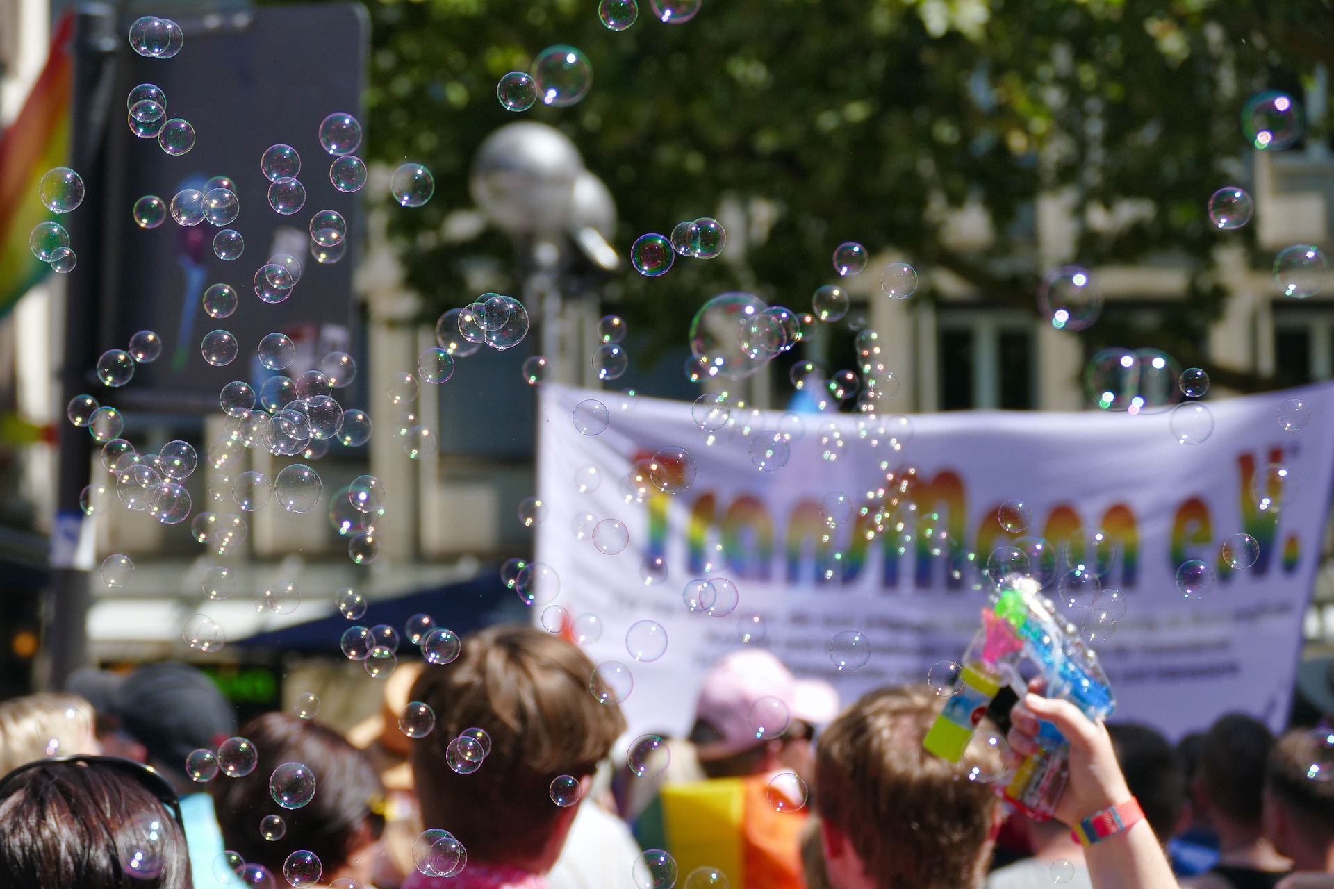 Seifenblasen auf CSD Parade