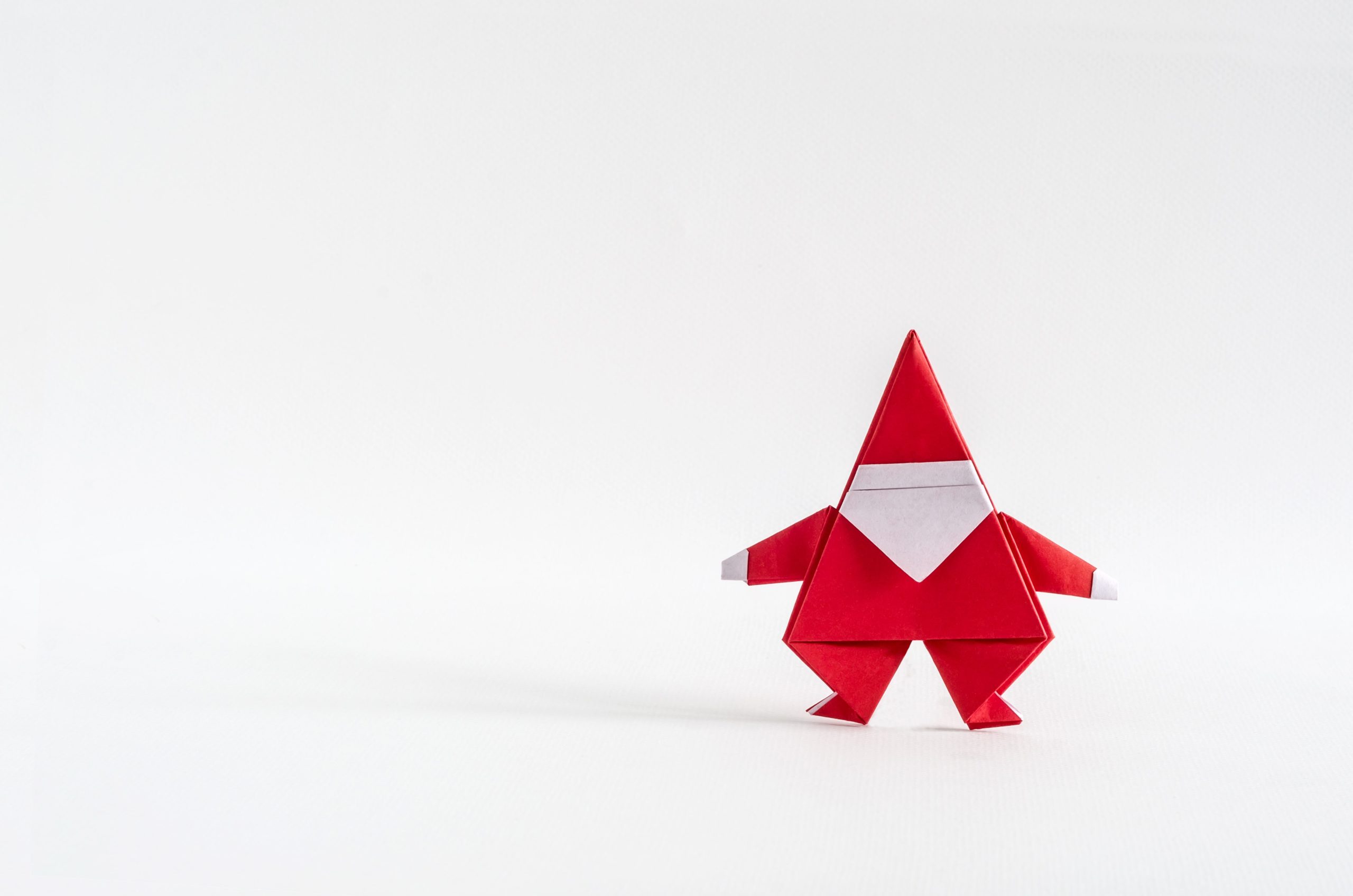 weihnachtsmann im origami stil