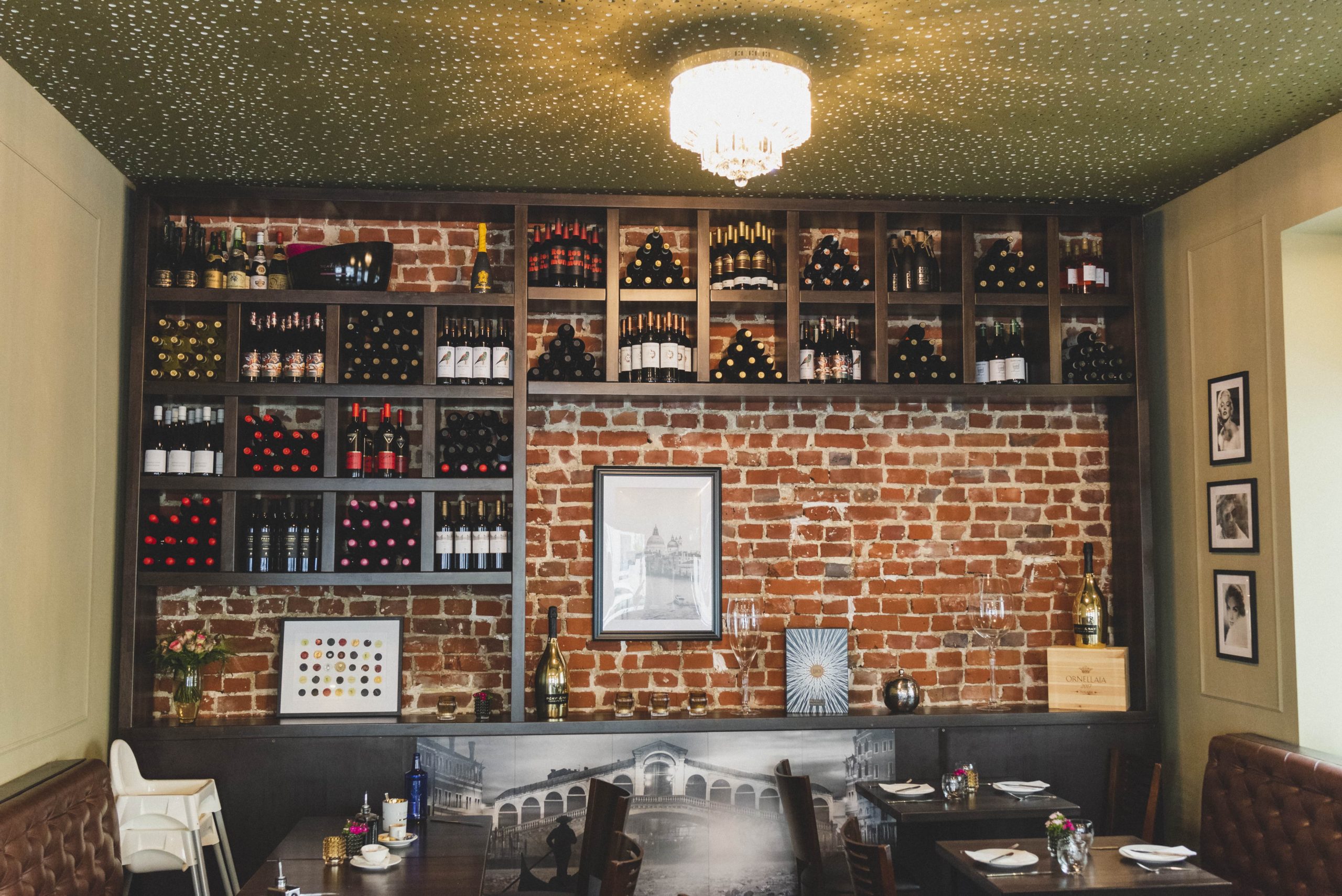 eines der schönsten neuen restaurants, blick ins il tappo