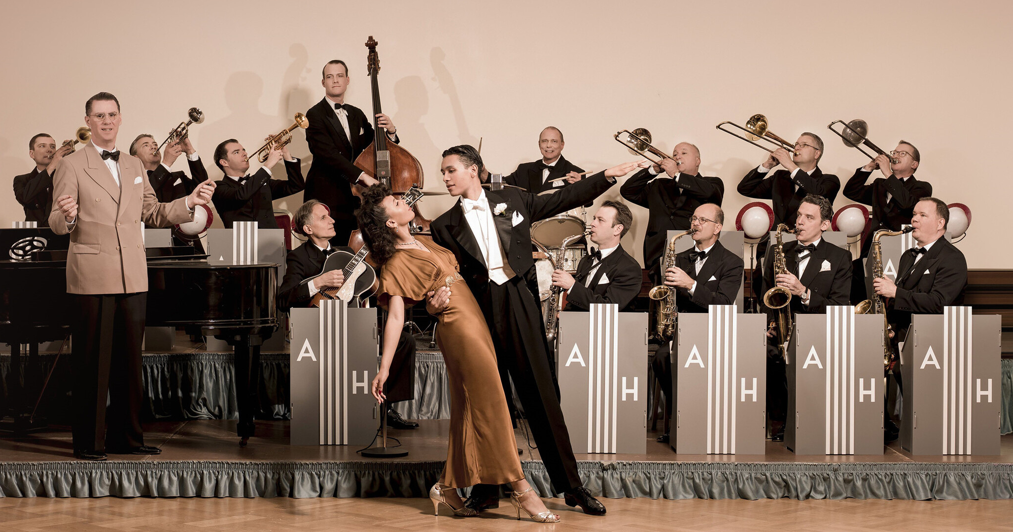 Das Swing Dance Orchestra sorgt in Essen unter Leitung seines Gründers Andrej Hermlin