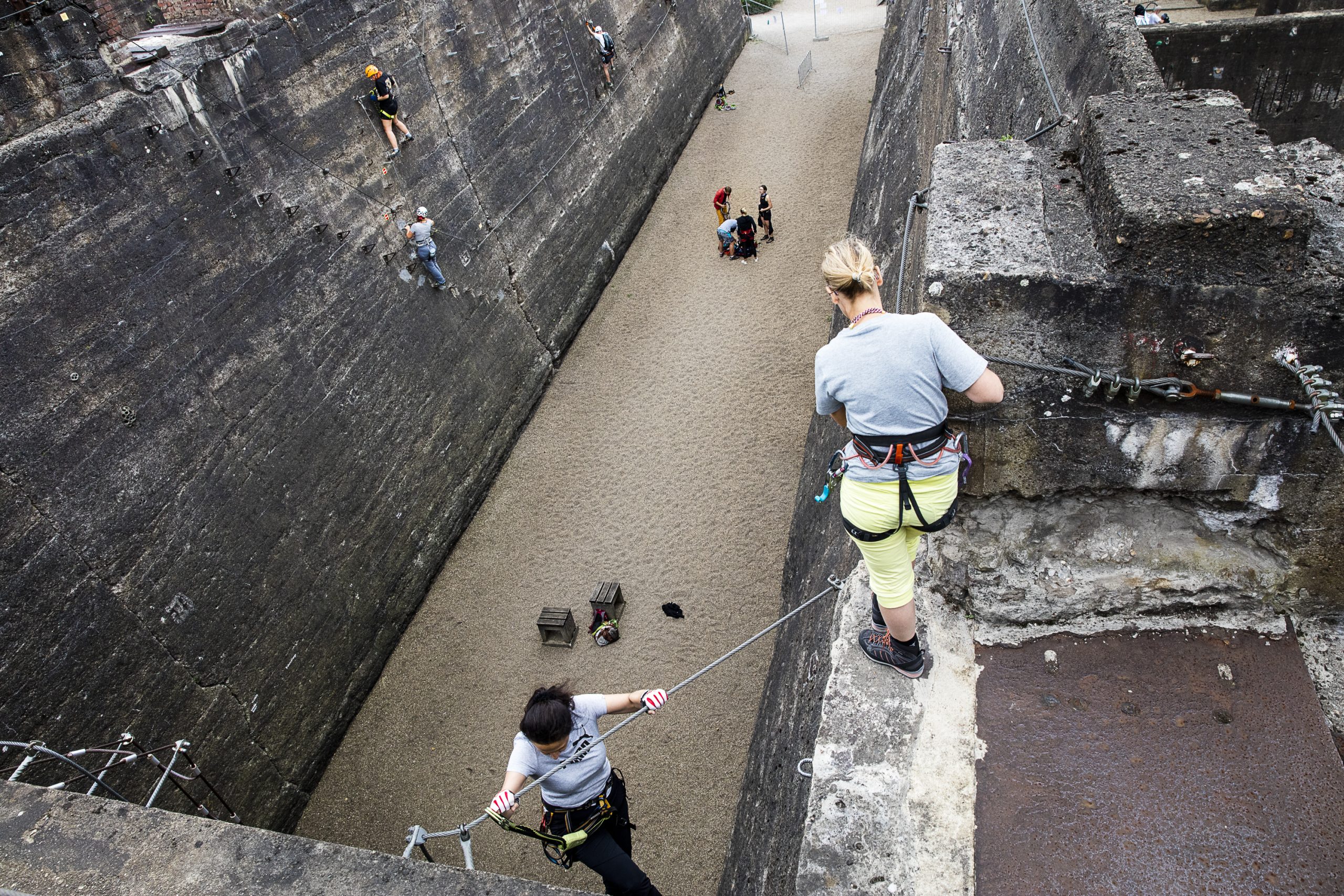 Sommer Aktivität: Klettern im Landschaftspark Duisburg