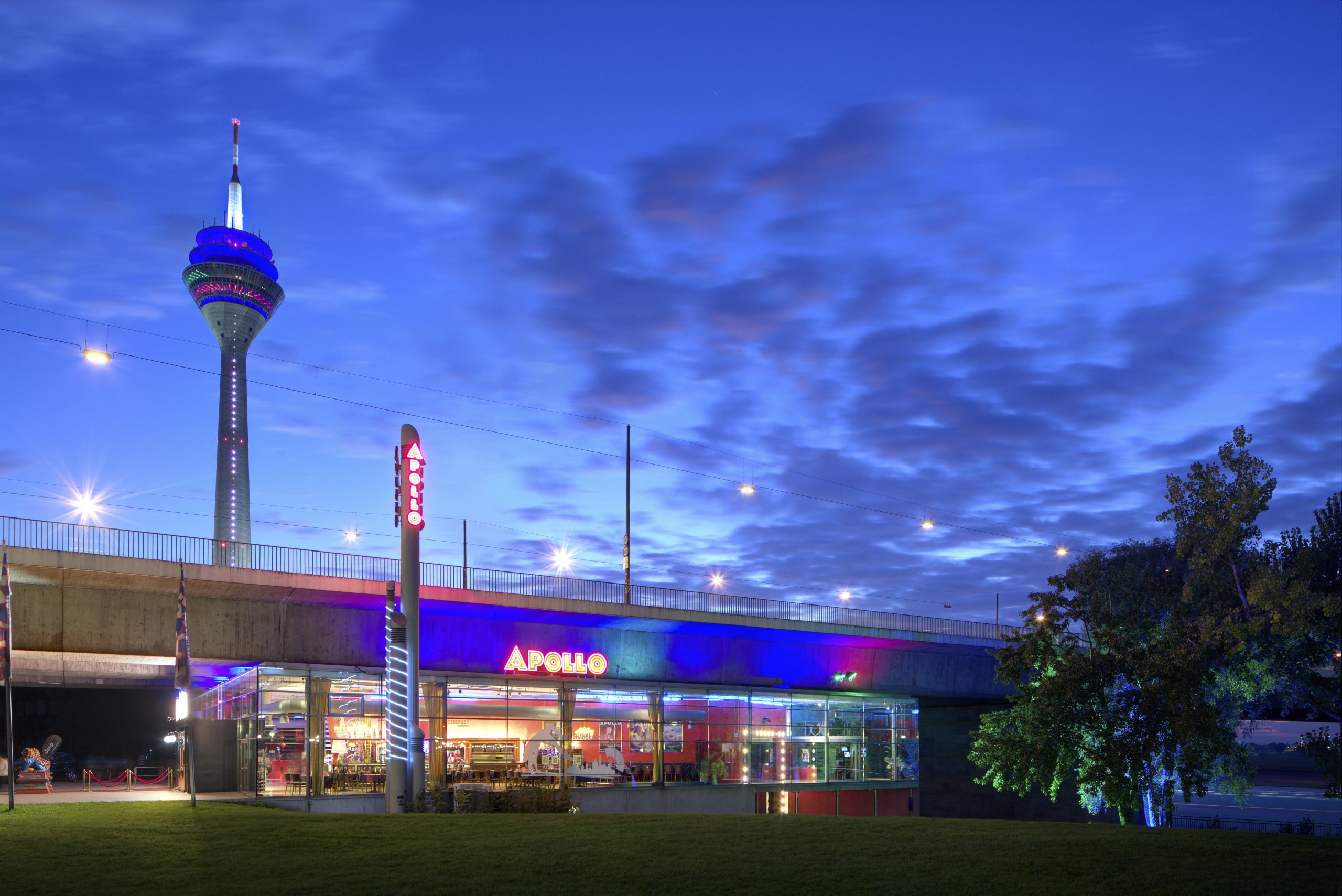 Das Varietétheater Apollo in Düsseldorf, Nordrhein-Westfalen