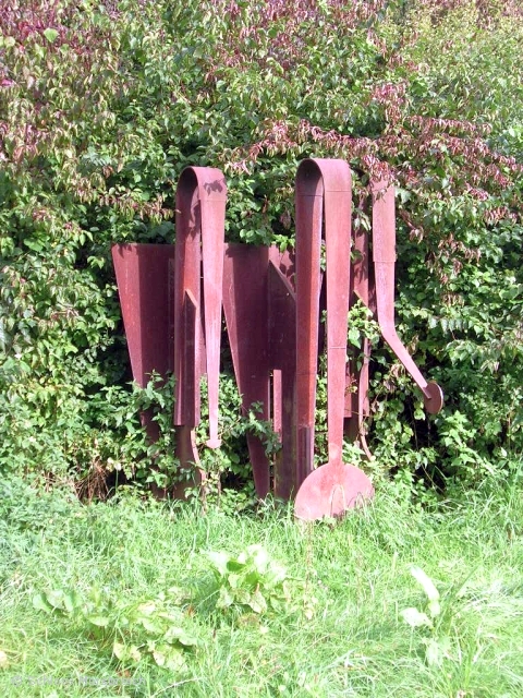 Skulptur von Eberhard Foest im Skulpturenpark des Museums Morsbroich, Nordrhein-Westfalen