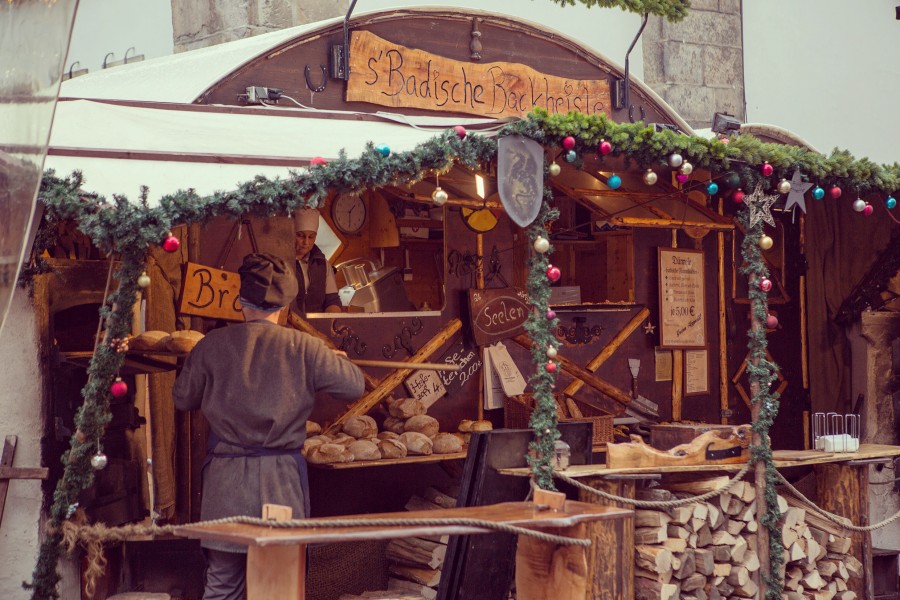 Stand mit Backwaren auf dem Essener Mittelaltermarkt
