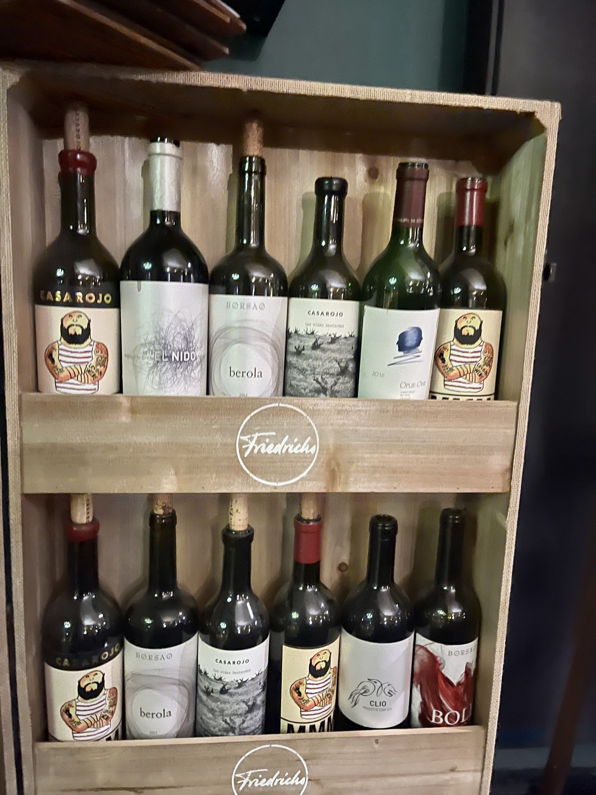 weinregal im goldstück recklinghausen